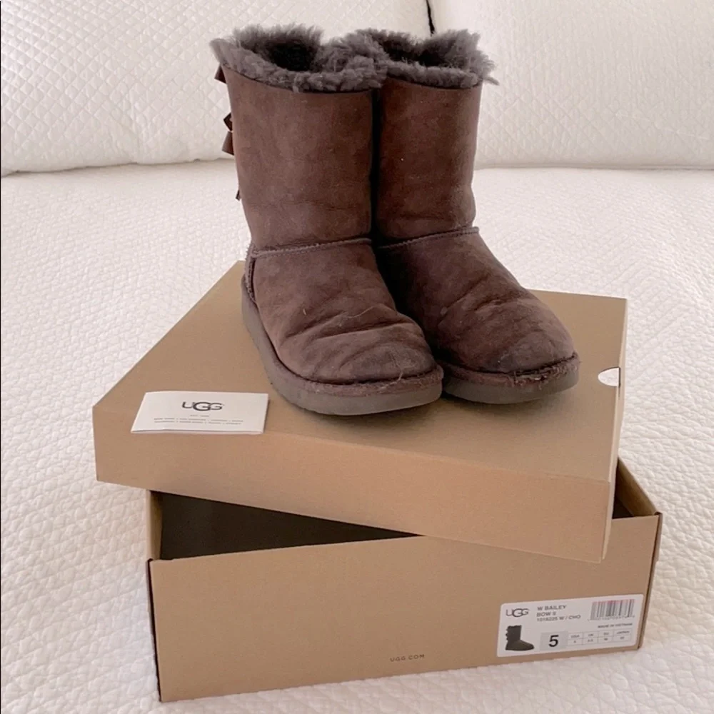 Ugg Bailey Bow ll‎ chocolate